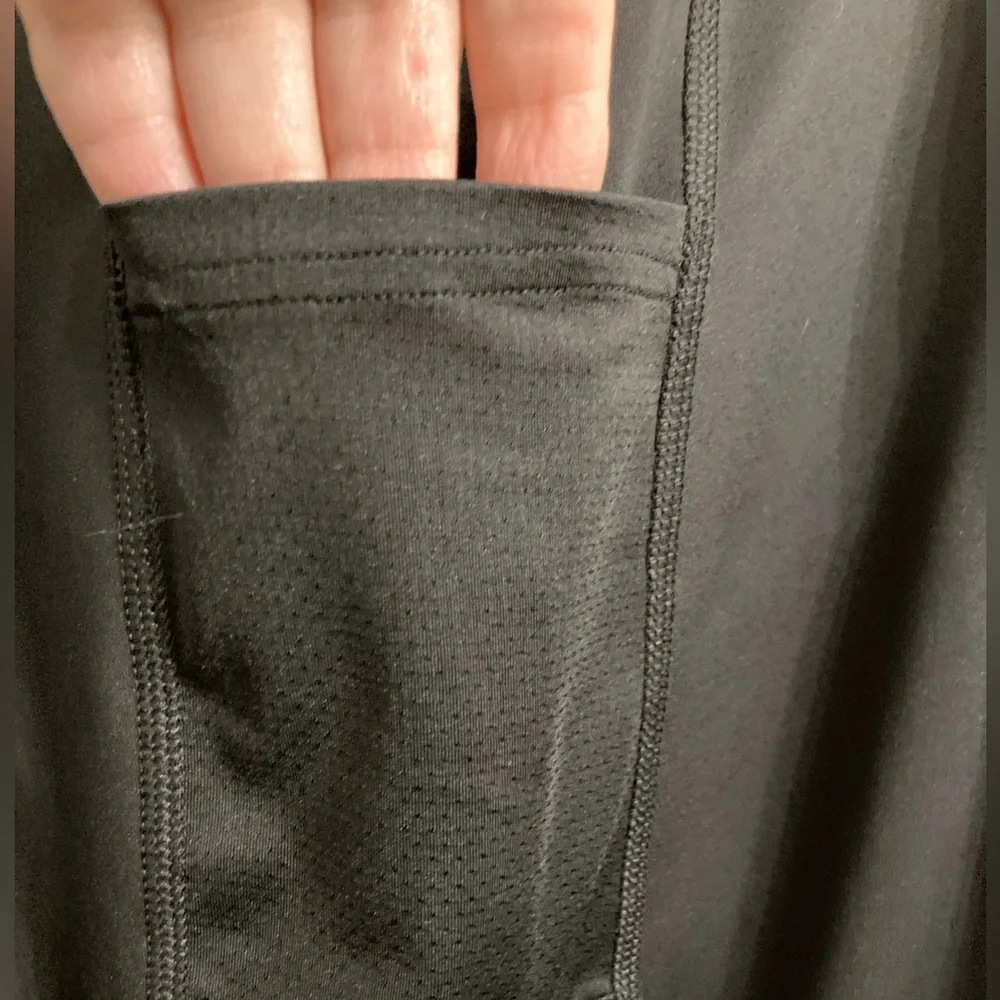 EUC Adidas Aeroready Black Athletic Leggings with White Stripes Size: 2X - Picture 7 of 11